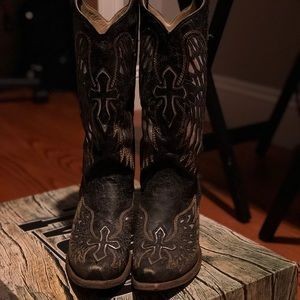 81/2 Corral Boots